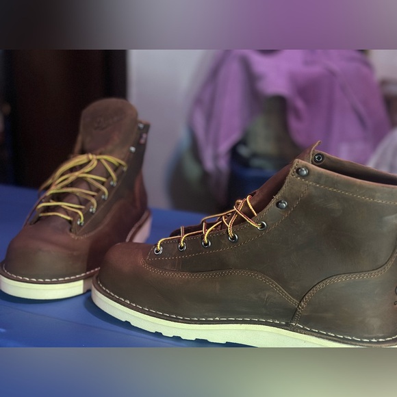 Danner bull run plain toe work boots. Size 11.5EE for a wide fit. - Picture 3 of 7